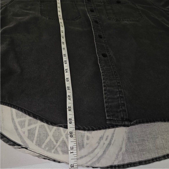 Harley Davidson Button down denim shirt - Picture 4 of 4